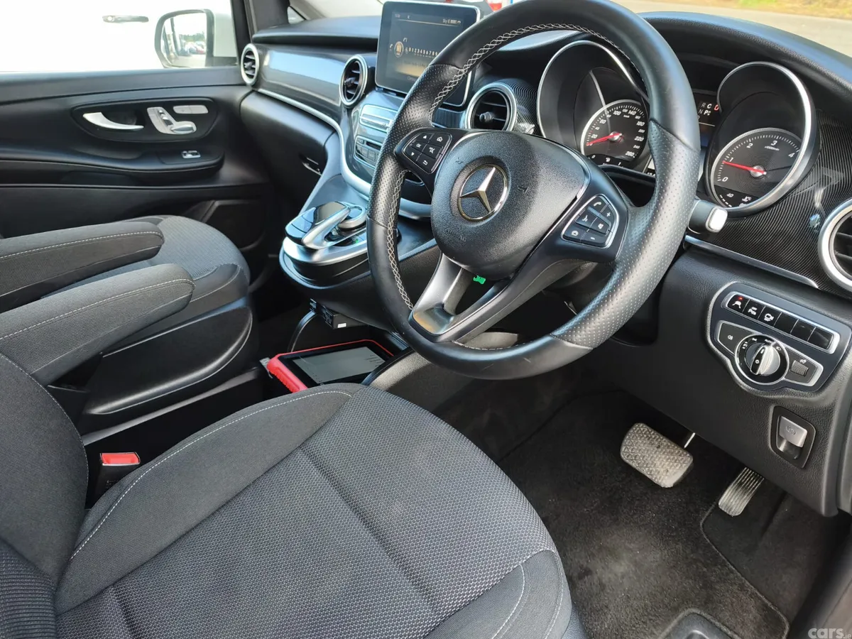 Mercedes-Benz V-Class MPV, Diesel, 2016, White