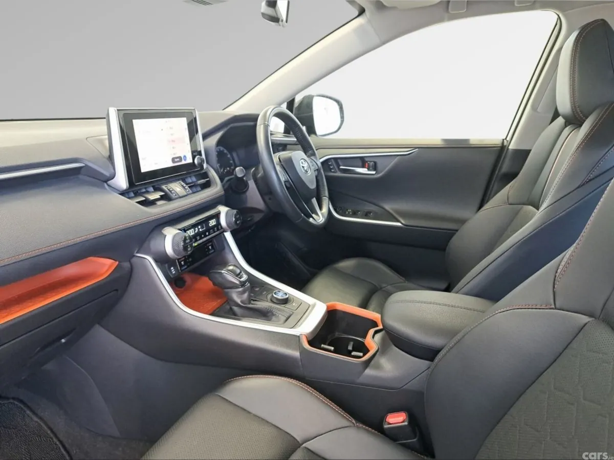 Toyota RAV4 SUV, Petrol Hybrid, 2023, Black