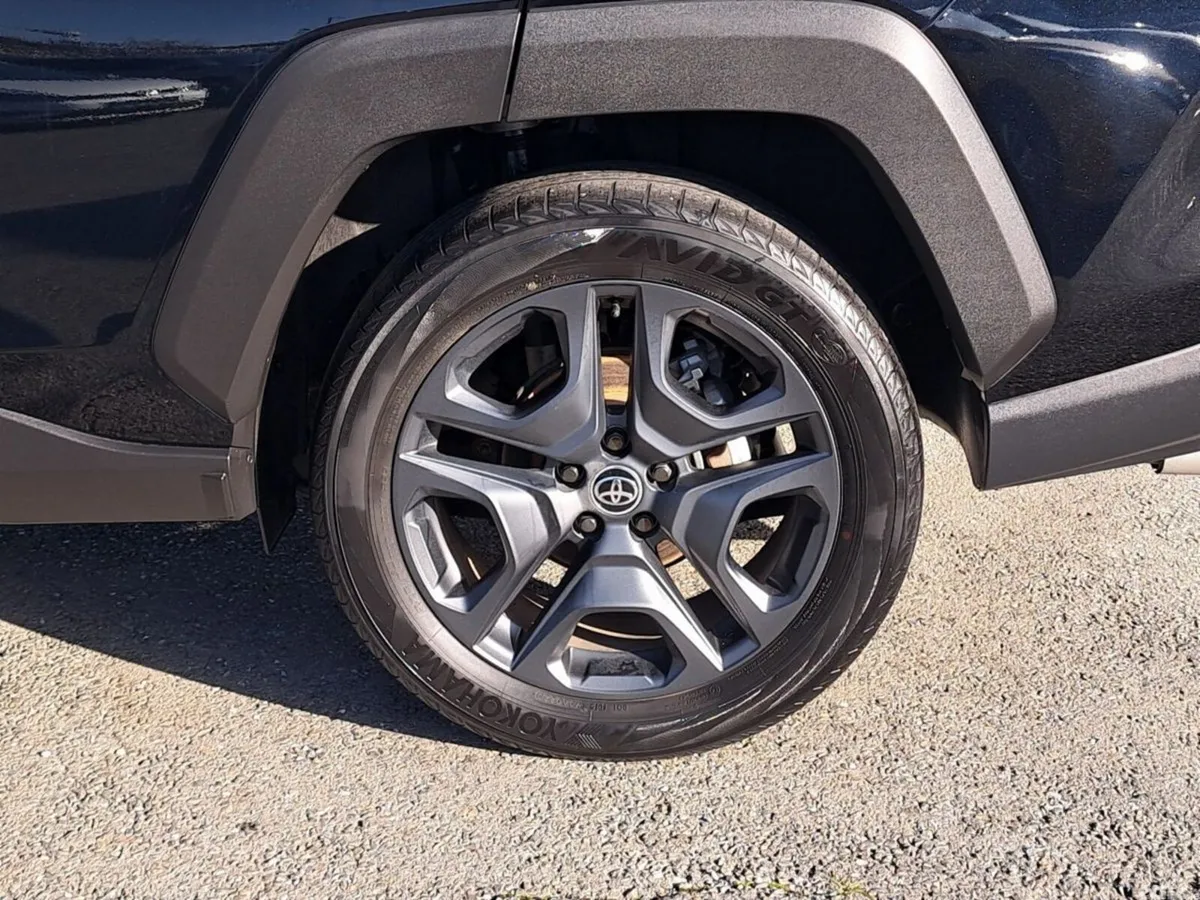 Toyota RAV4 SUV, Petrol Hybrid, 2023, Black