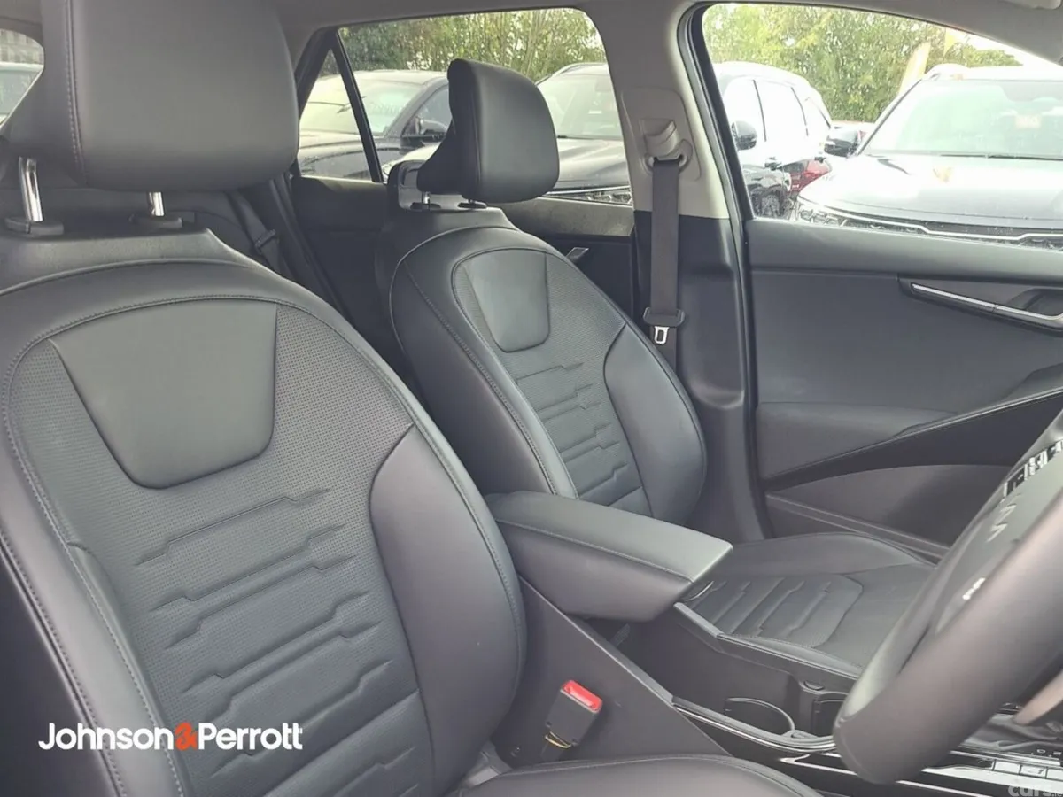 Kia Niro SUV, Petrol Hybrid, 2026, Black