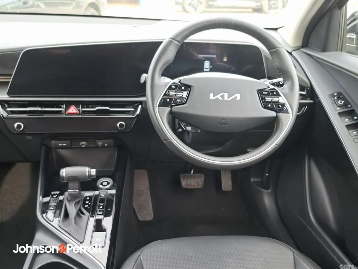 Kia Niro SUV, Petrol Hybrid, 2026, Black