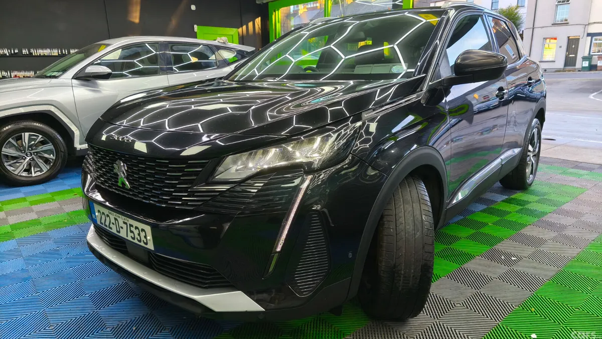 Peugeot 3008 MPV, Diesel, 2022, Black