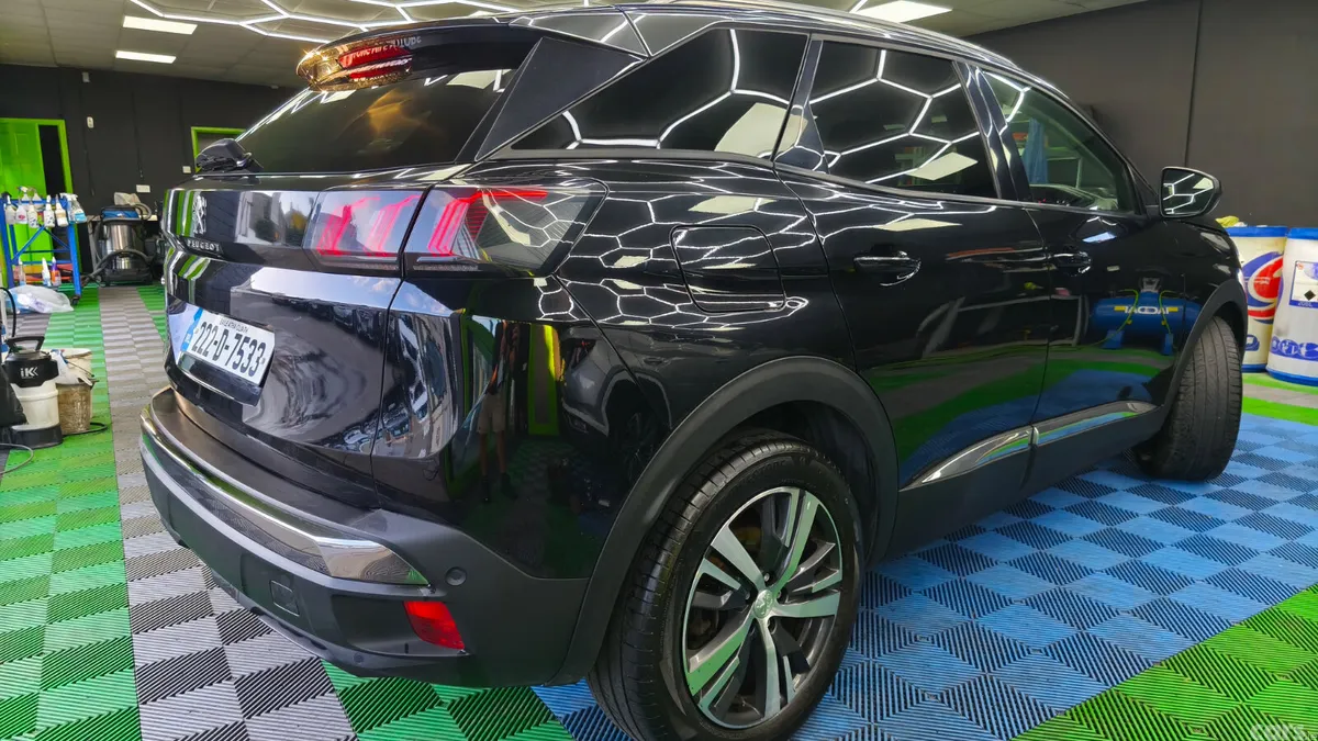 Peugeot 3008 MPV, Diesel, 2022, Black