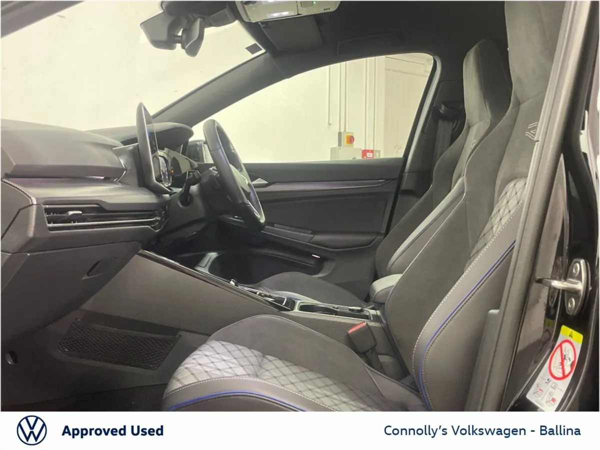 Volkswagen Golf Estate, Petrol, 2026, Black