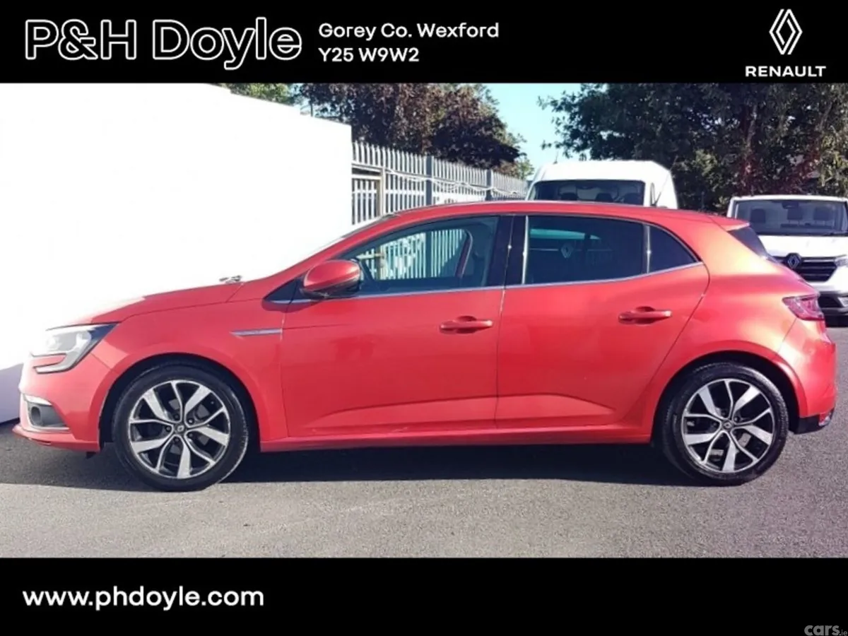 Renault Megane Hatchback, Diesel, 2019, Red