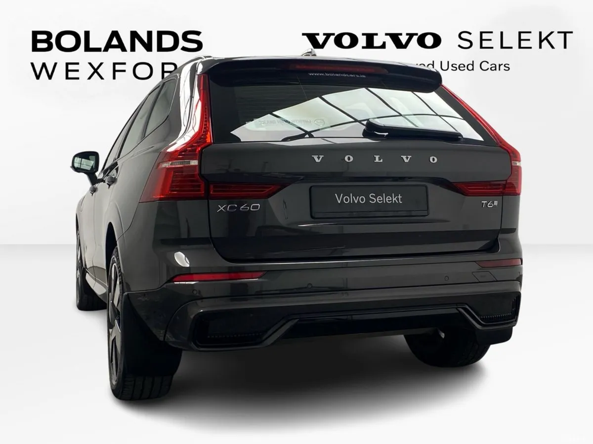 Volvo XC60 SUV, Petrol Plug-in Hybrid, 2024, Grey