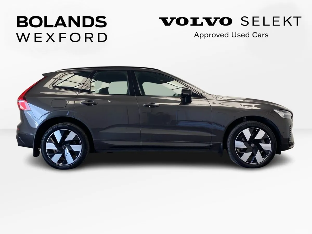Volvo XC60 SUV, Petrol Plug-in Hybrid, 2024, Grey