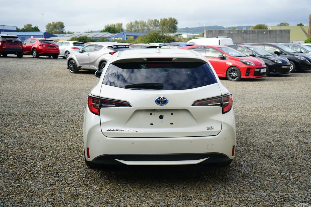 Toyota Corolla Estate, Petrol Hybrid, 2020, White