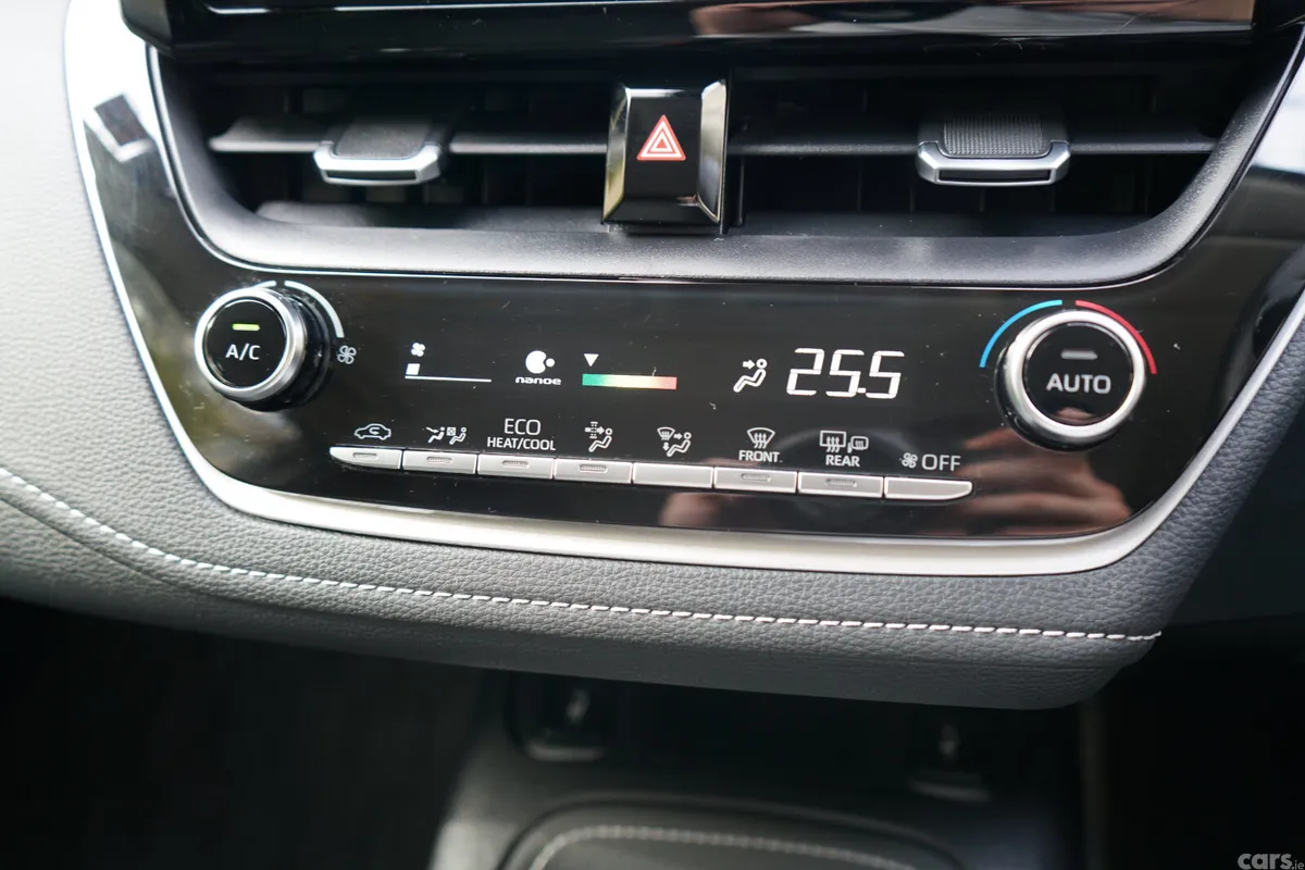 Toyota Corolla Estate, Petrol Hybrid, 2020, White