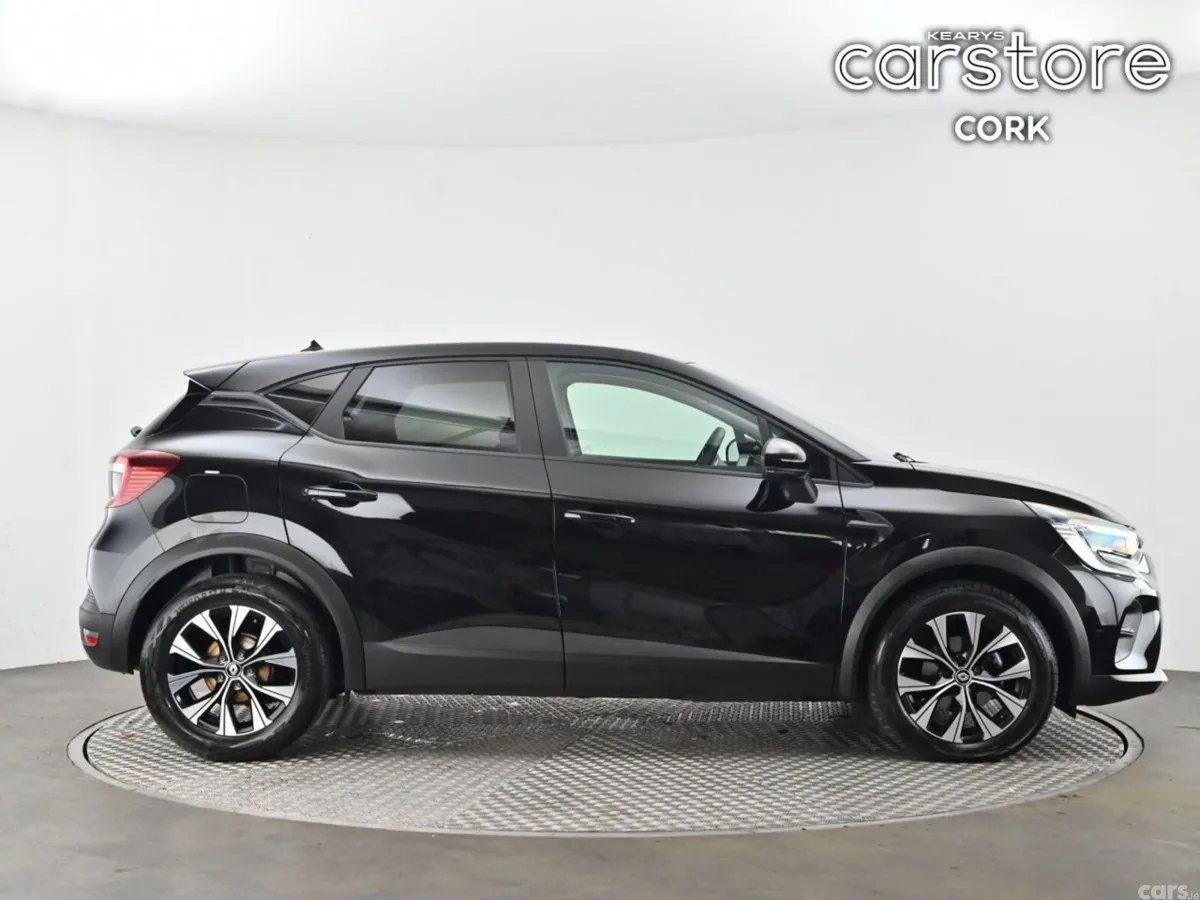 Renault Captur Hatchback, Petrol, 2024, Black