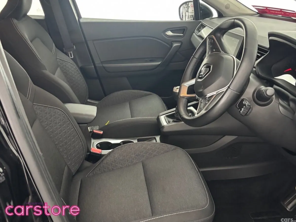Renault Captur Hatchback, Petrol, 2024, Black