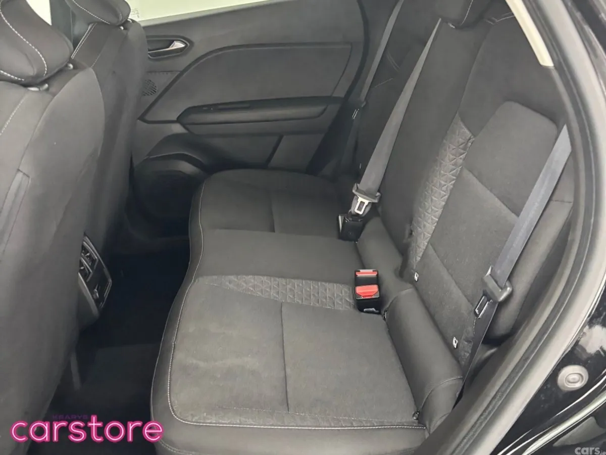 Renault Captur Hatchback, Petrol, 2024, Black