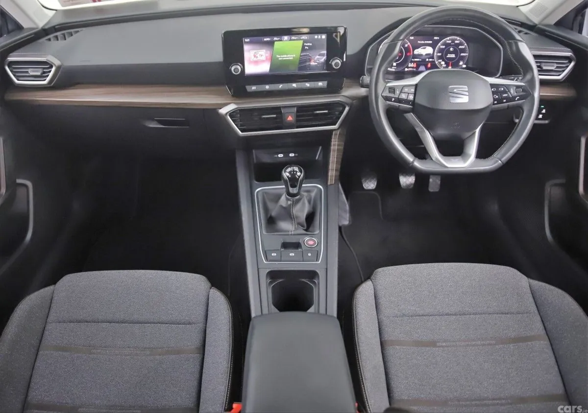 SEAT Leon Estate, Diesel, 2021, Grey