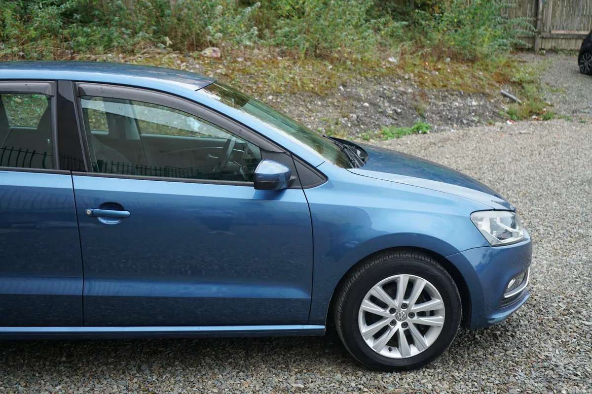 Volkswagen Polo Hatchback, Petrol, 2017, Blue