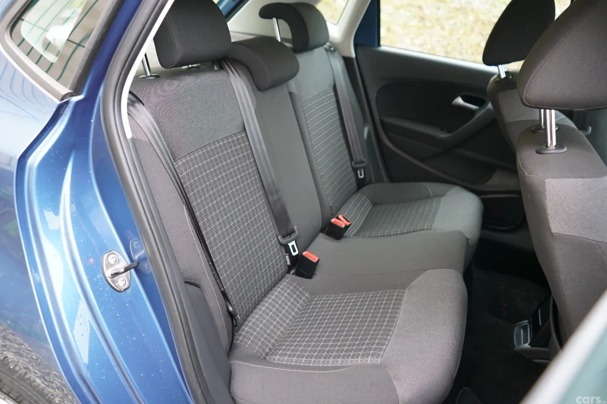 Volkswagen Polo Hatchback, Petrol, 2017, Blue