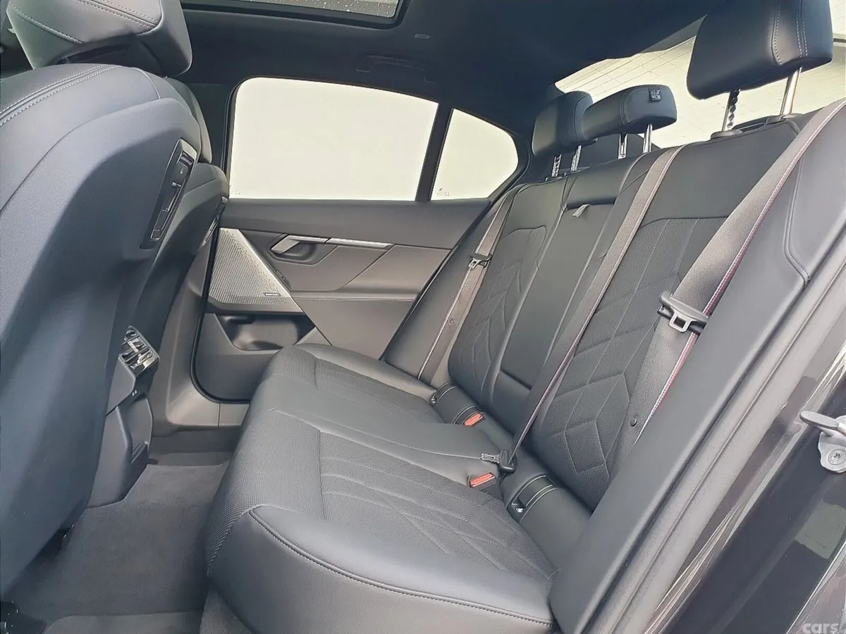 BMW 5-Series Saloon, Petrol Plug-in Hybrid, 2025, Grey