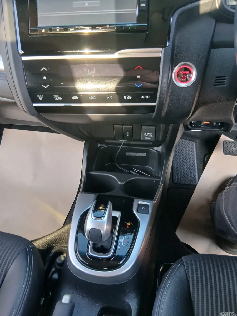 Honda Fit Hatchback, Petrol Hybrid, 2019, Red