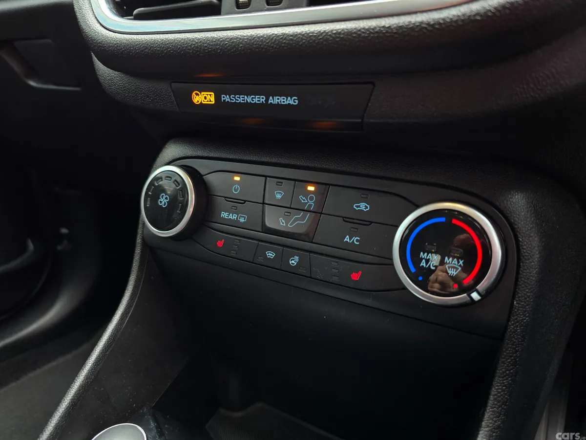 Ford Fiesta Hatchback, Petrol, 2019, Blue