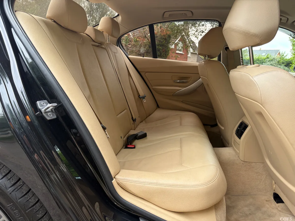 BMW 3-Series Saloon, Diesel, 2014, Black