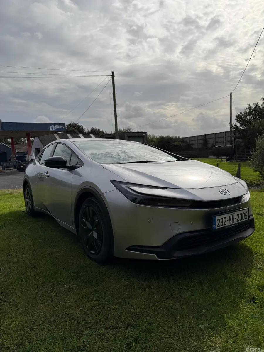 Toyota Prius Hatchback, Petrol Hybrid, 2023, Silver