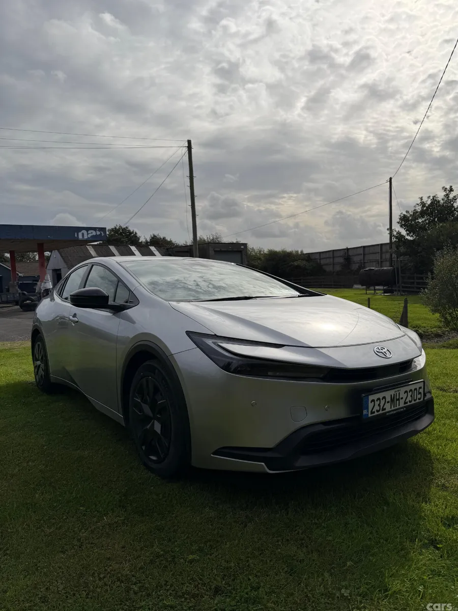 Toyota Prius Hatchback, Petrol Hybrid, 2023, Silver