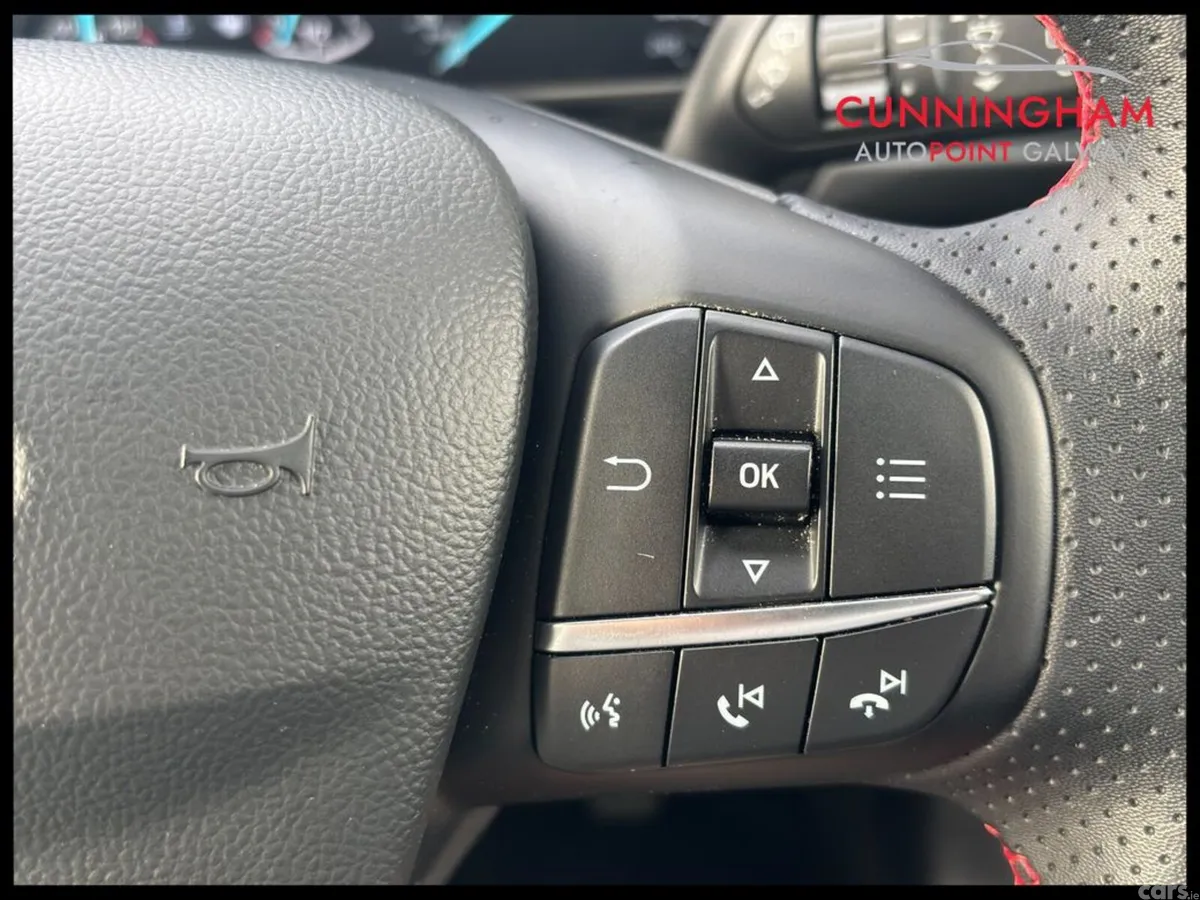 Ford Focus Hatchback, Petrol, 2025, Silver
