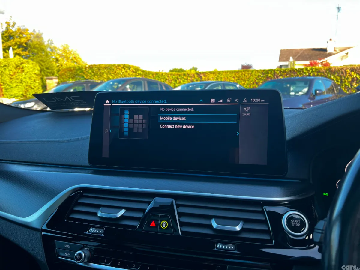 BMW 5-Series Estate, Petrol Plug-in Hybrid, 2021, White
