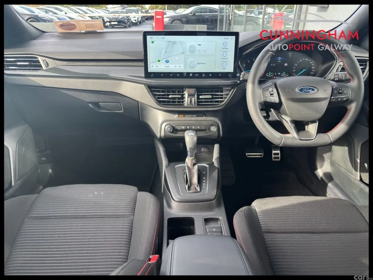 Ford Focus Hatchback, Petrol, 2025, Silver