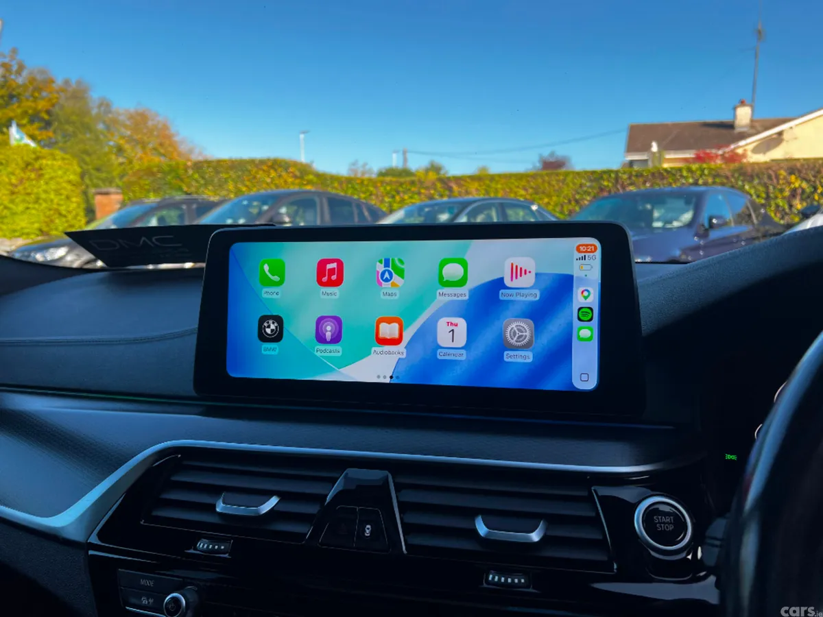 BMW 5-Series Estate, Petrol Plug-in Hybrid, 2021, White