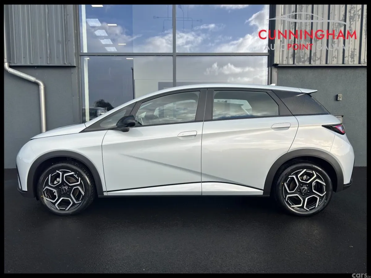 BYD DOLPHIN Hatchback, Electric, 2027, White