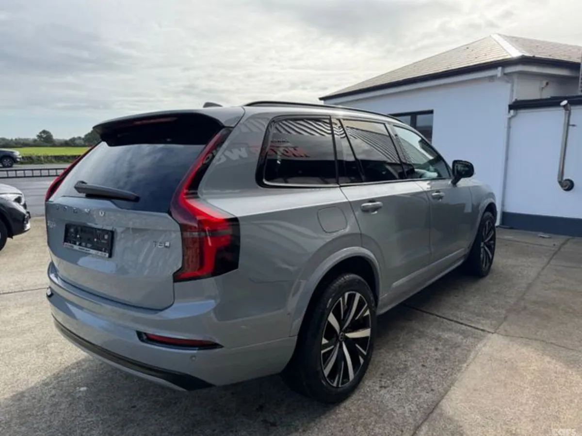 Volvo XC90 SUV, Petrol Plug-in Hybrid, 2026, Grey