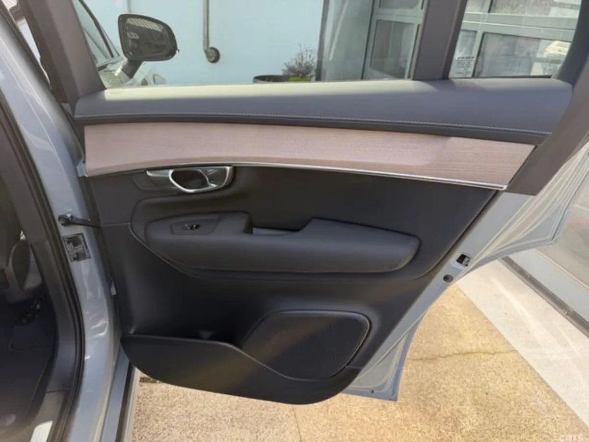 Volvo XC90 SUV, Petrol Plug-in Hybrid, 2026, Grey