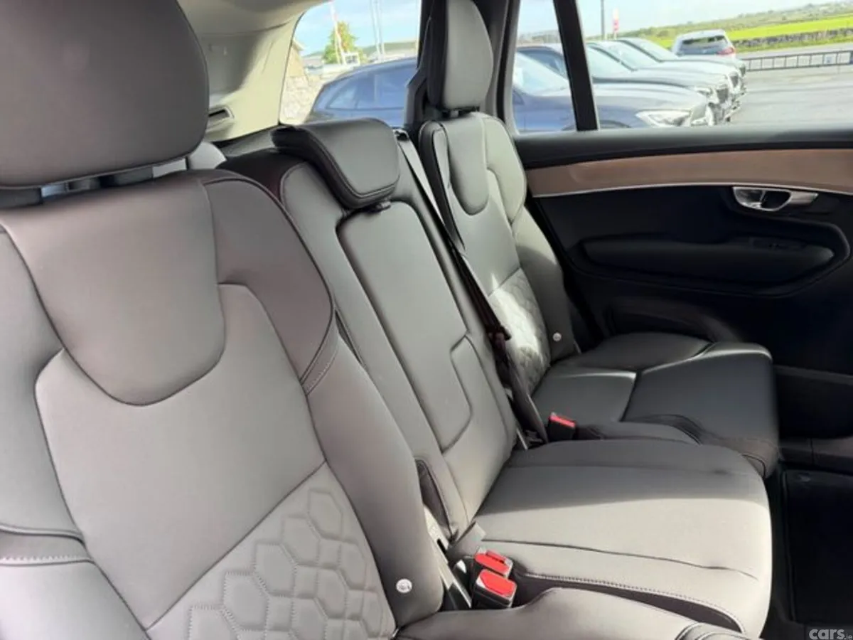 Volvo XC90 SUV, Petrol Plug-in Hybrid, 2026, Grey