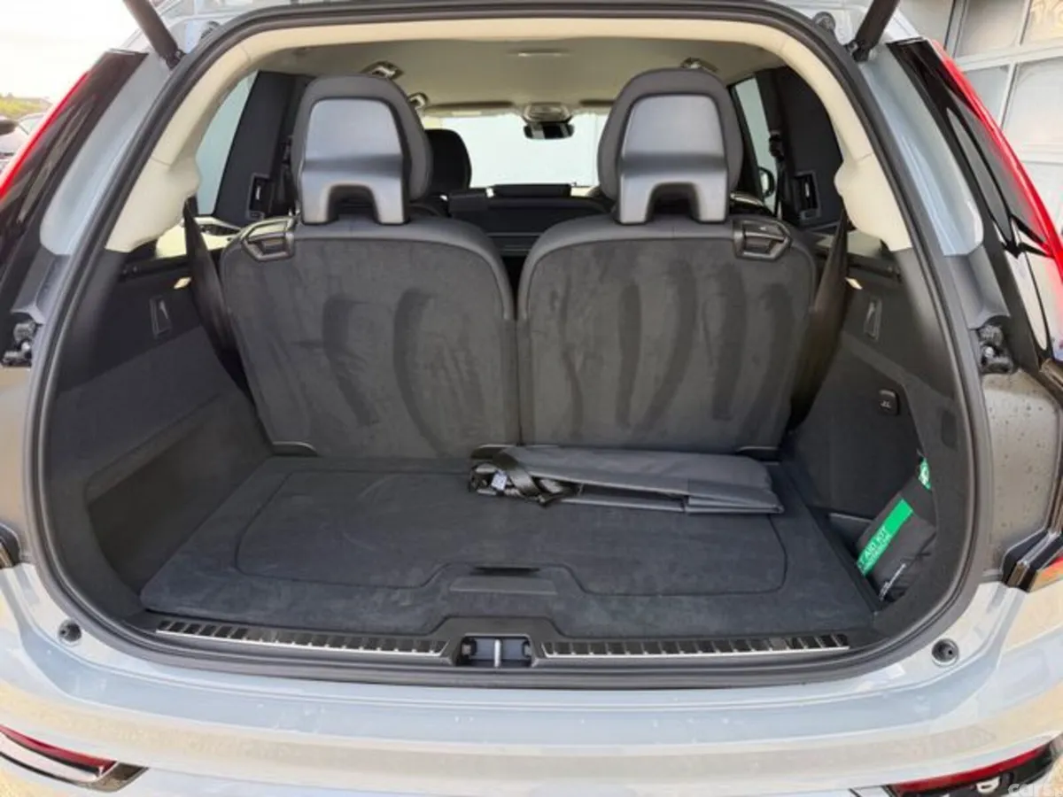 Volvo XC90 SUV, Petrol Plug-in Hybrid, 2026, Grey