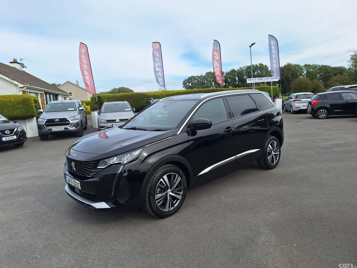 Peugeot 5008 MPV, Diesel, 2024, Black