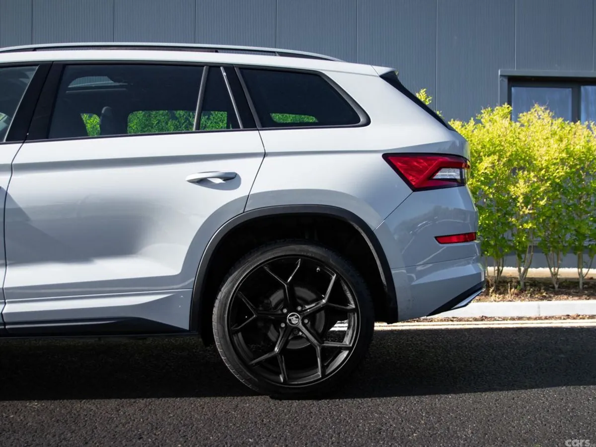 Skoda Kodiaq Estate, Diesel, 2021, Grey