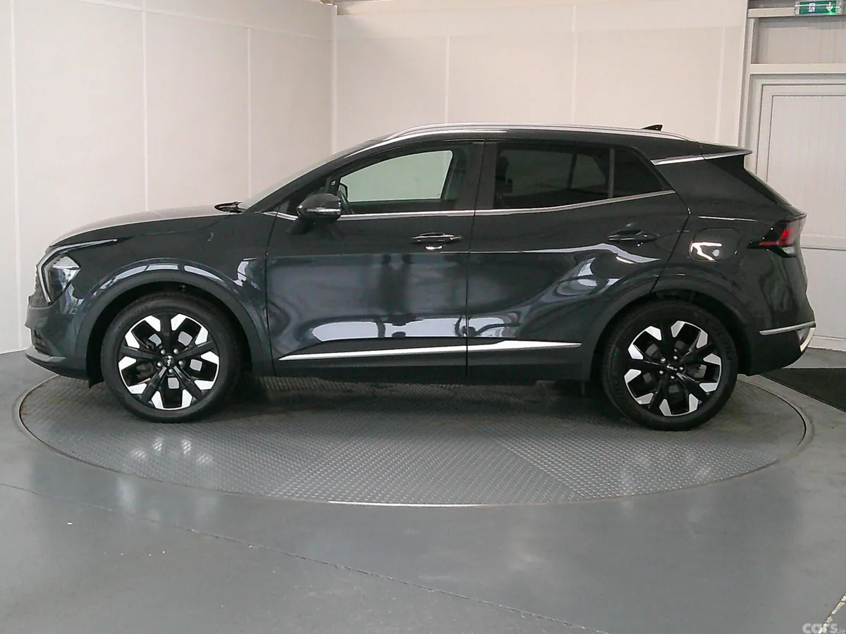 Kia Sportage SUV, Petrol Hybrid, 2024, Grey