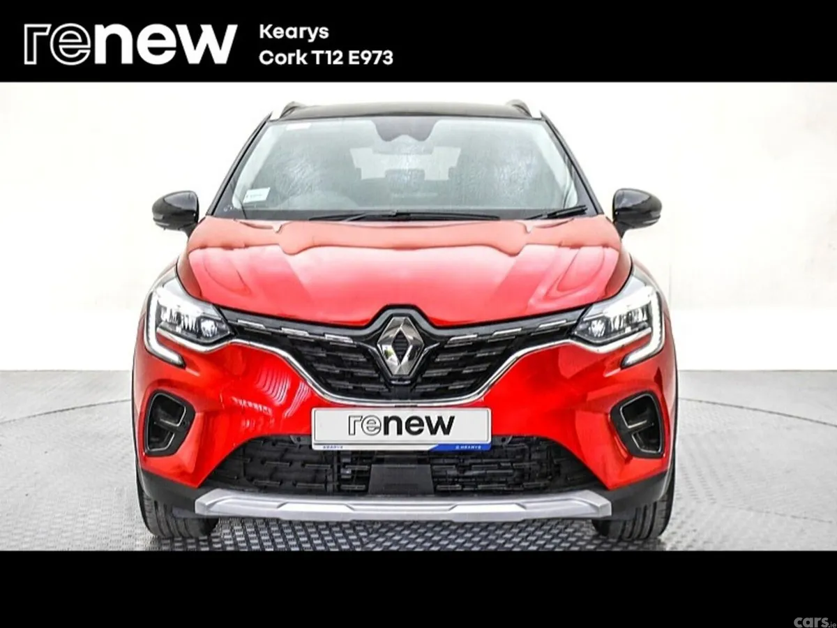 Renault Captur SUV, Petrol Plug-in Hybrid, 2021, Red