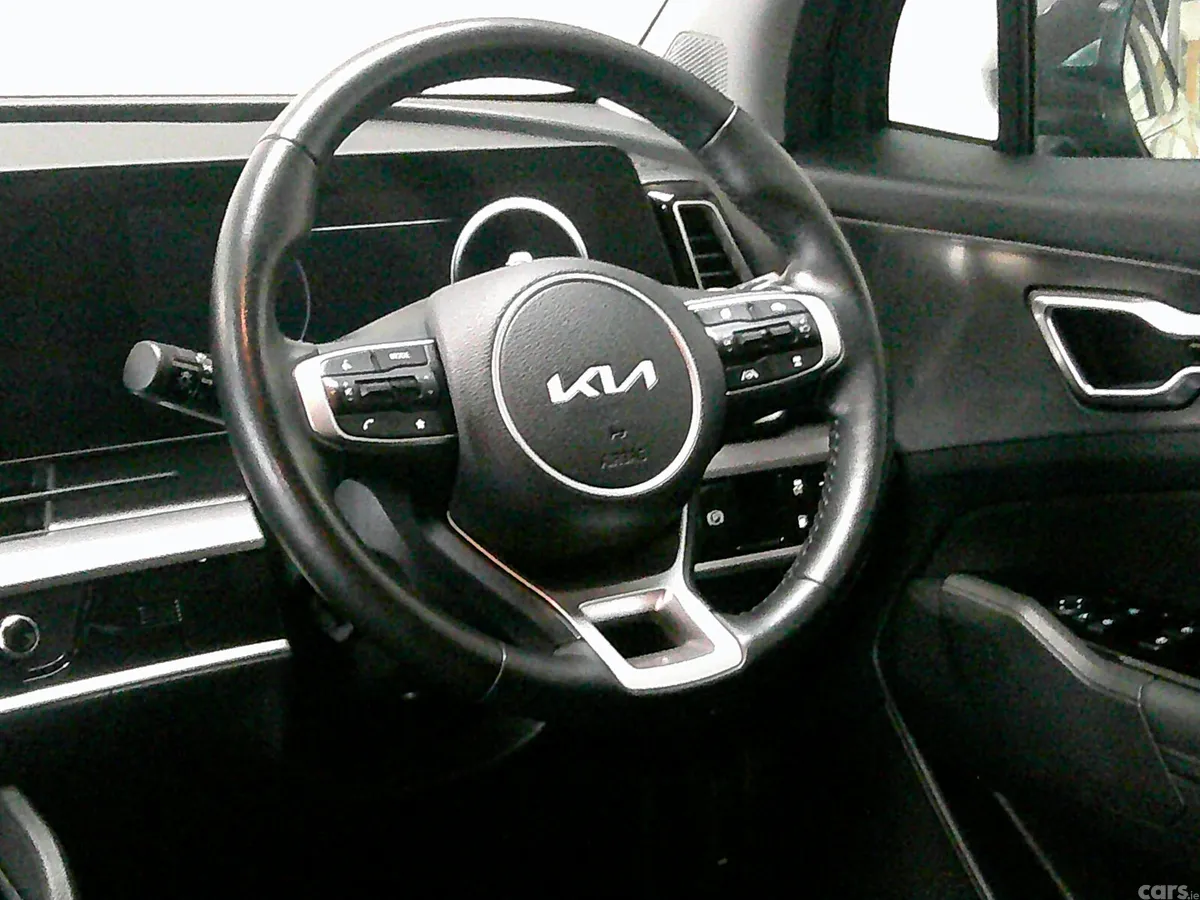 Kia Sportage SUV, Petrol Hybrid, 2024, Grey
