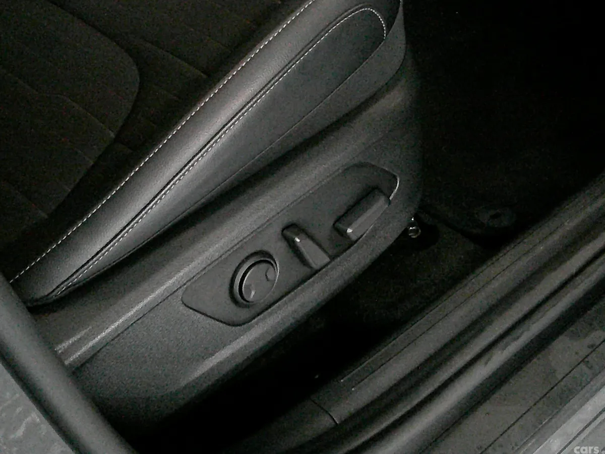 Kia Sportage SUV, Petrol Hybrid, 2024, Grey