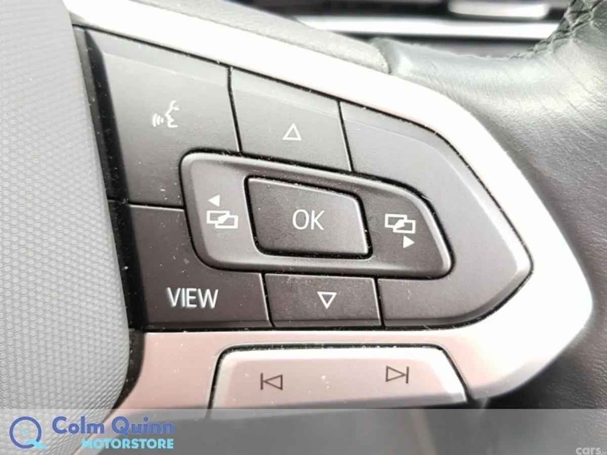 Volkswagen Golf Estate, Petrol, 2025, Grey