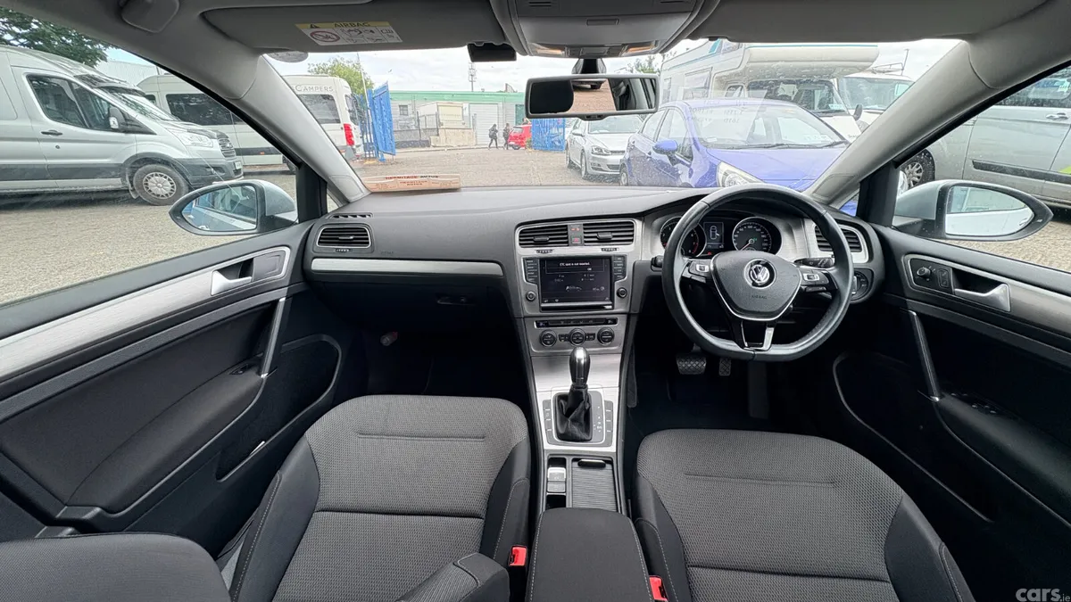 Volkswagen Golf Hatchback, Petrol, 2016, Silver