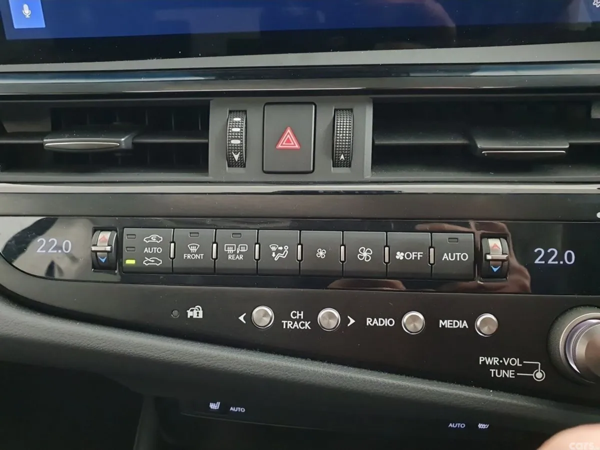 Lexus ES Saloon, Petrol Hybrid, 2024, Grey