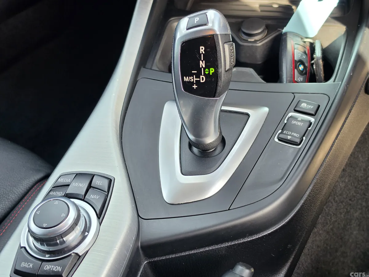 BMW 1-Series Hatchback, Diesel, 2016, Silver
