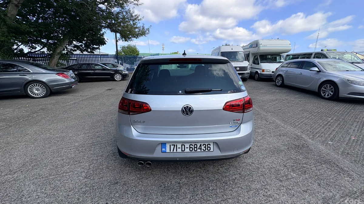 Volkswagen Golf Hatchback, Petrol, 2017, Silver