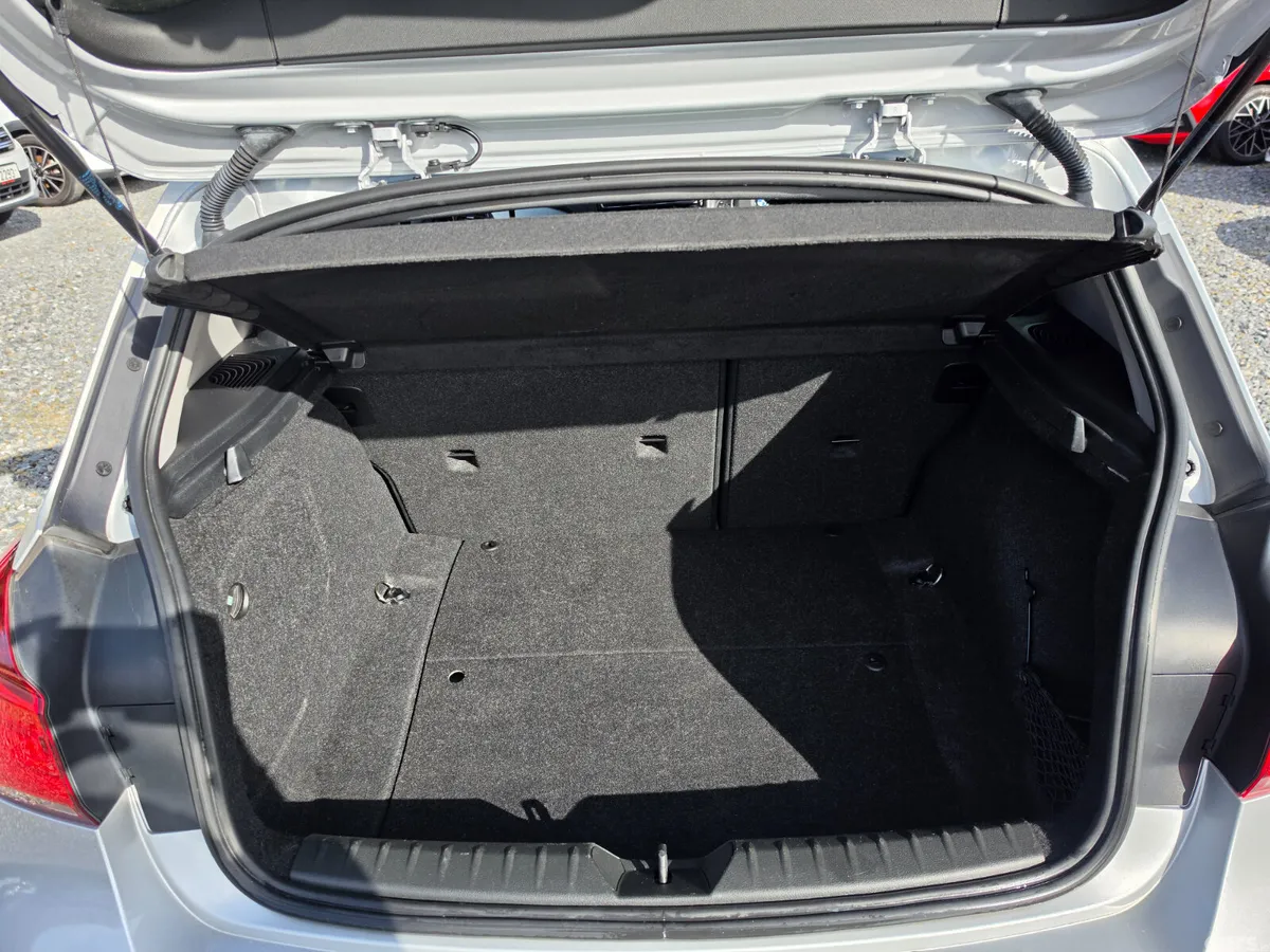 BMW 1-Series Hatchback, Diesel, 2016, Silver