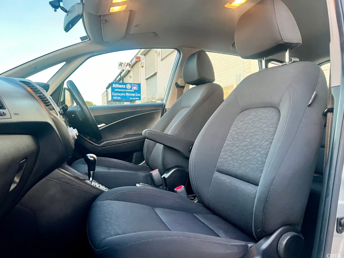 Hyundai ix20 MPV, Petrol, 2015, Silver