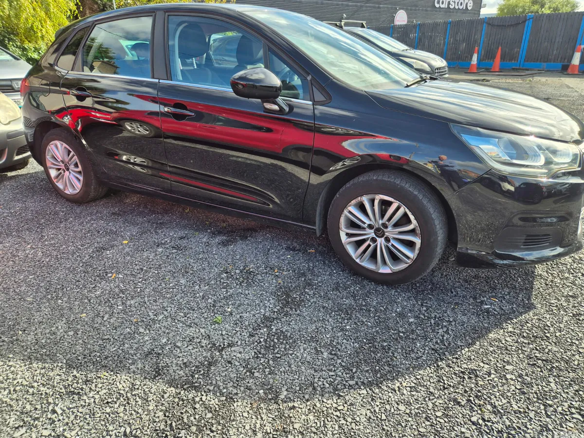 Citroen C4 Hatchback, Petrol, 2017, Black