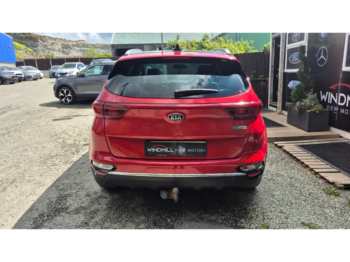 Kia Sportage SUV, Diesel Hybrid, 2020, Red
