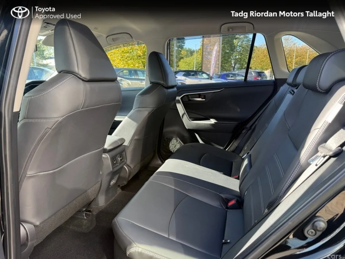 Toyota RAV4 SUV, Petrol Hybrid, 2025, Black